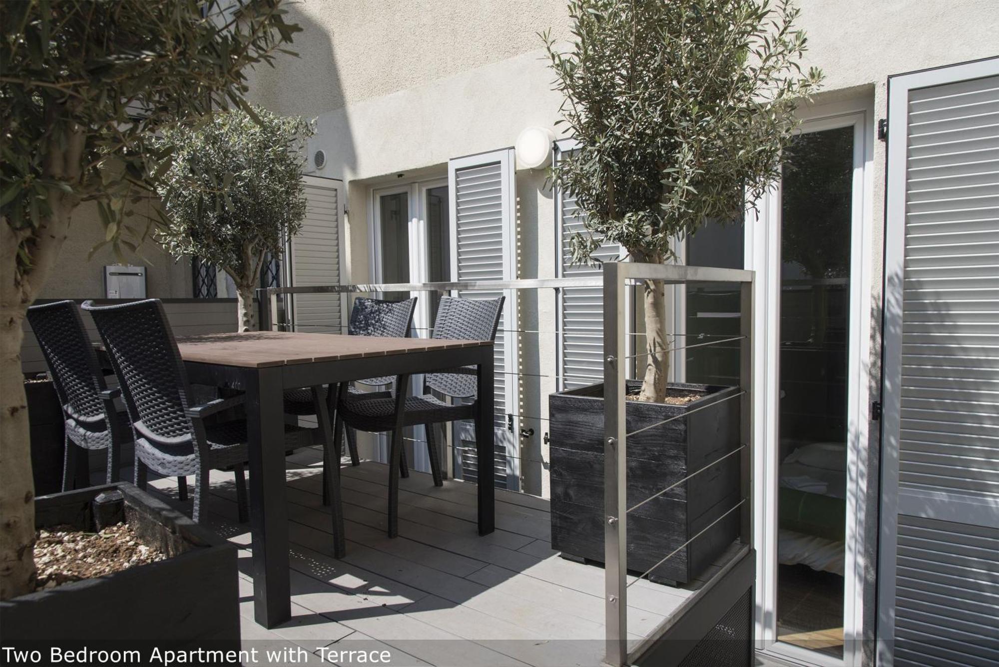 Brera Apartments In Nerino Милан Экстерьер фото