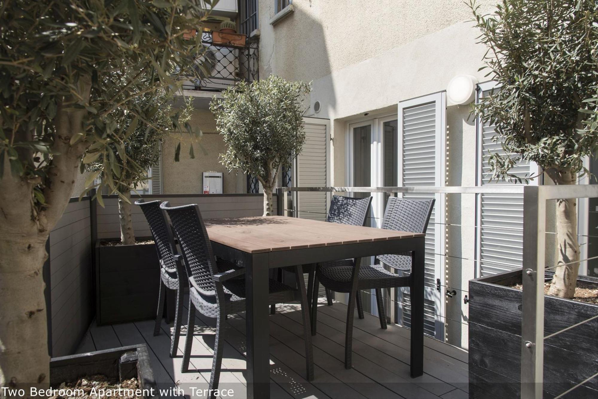 Brera Apartments In Nerino Милан Экстерьер фото